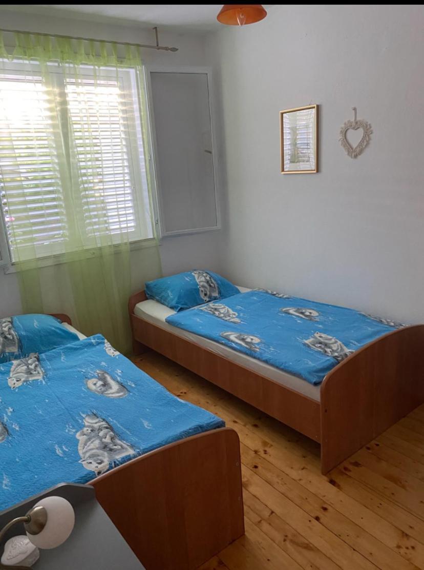 Apartman Ivan Vir Eksteriør bilde